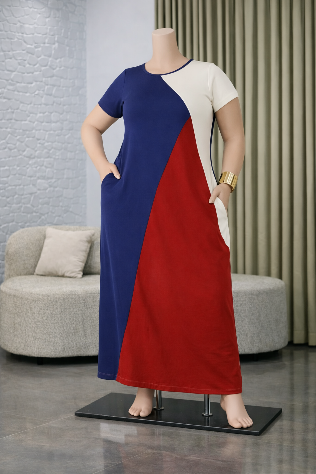 Vestido Color Block Plus Size Com Bolsos - Vestido Plus Size