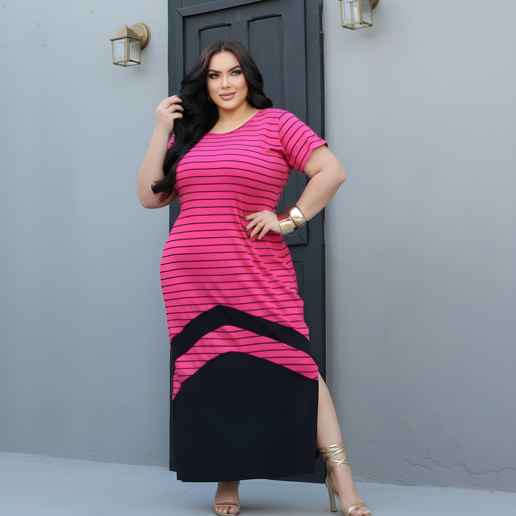 Vestido Plus Size Listrado Pink Com Efeito Alongador - Vestido Plus Size