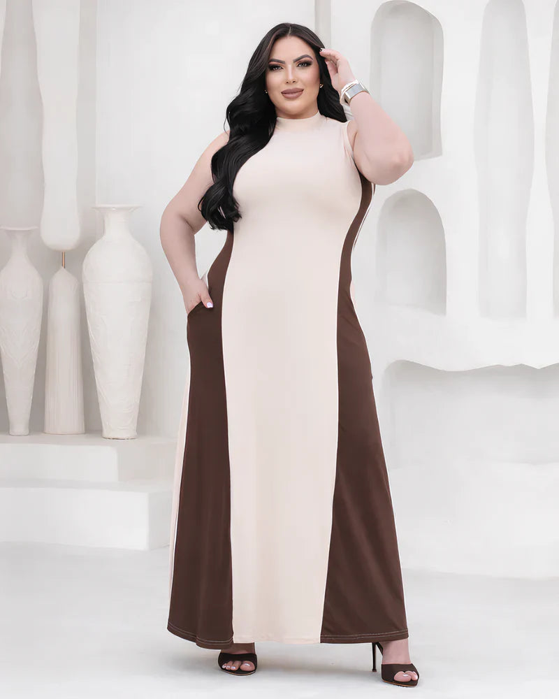 Vestido Longo Modelador Plus Size com Bolsos Laterais - Vestido Plus Size
