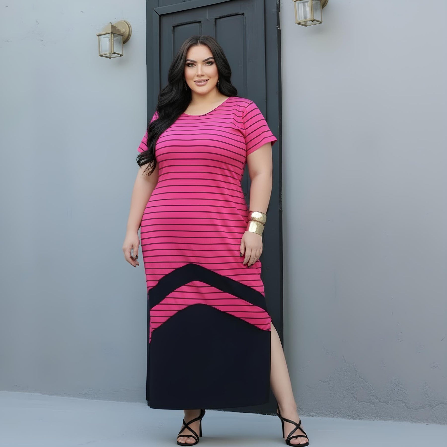 Vestido Plus Size Listrado Pink Com Efeito Alongador - Vestido Plus Size