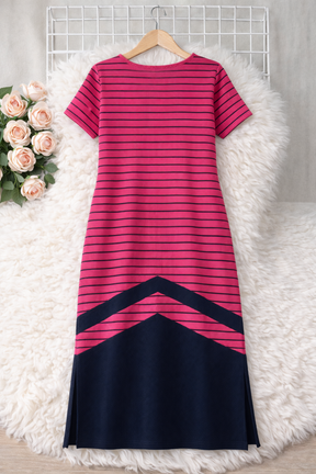Vestido Plus Size Listrado Pink Com Efeito Alongador - Vestido Plus Size