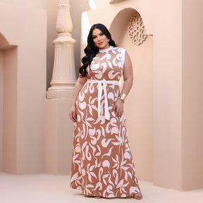 Vestido Longo com Bolsos e Cinto Faixa Plus Size - Vestido Plus Size