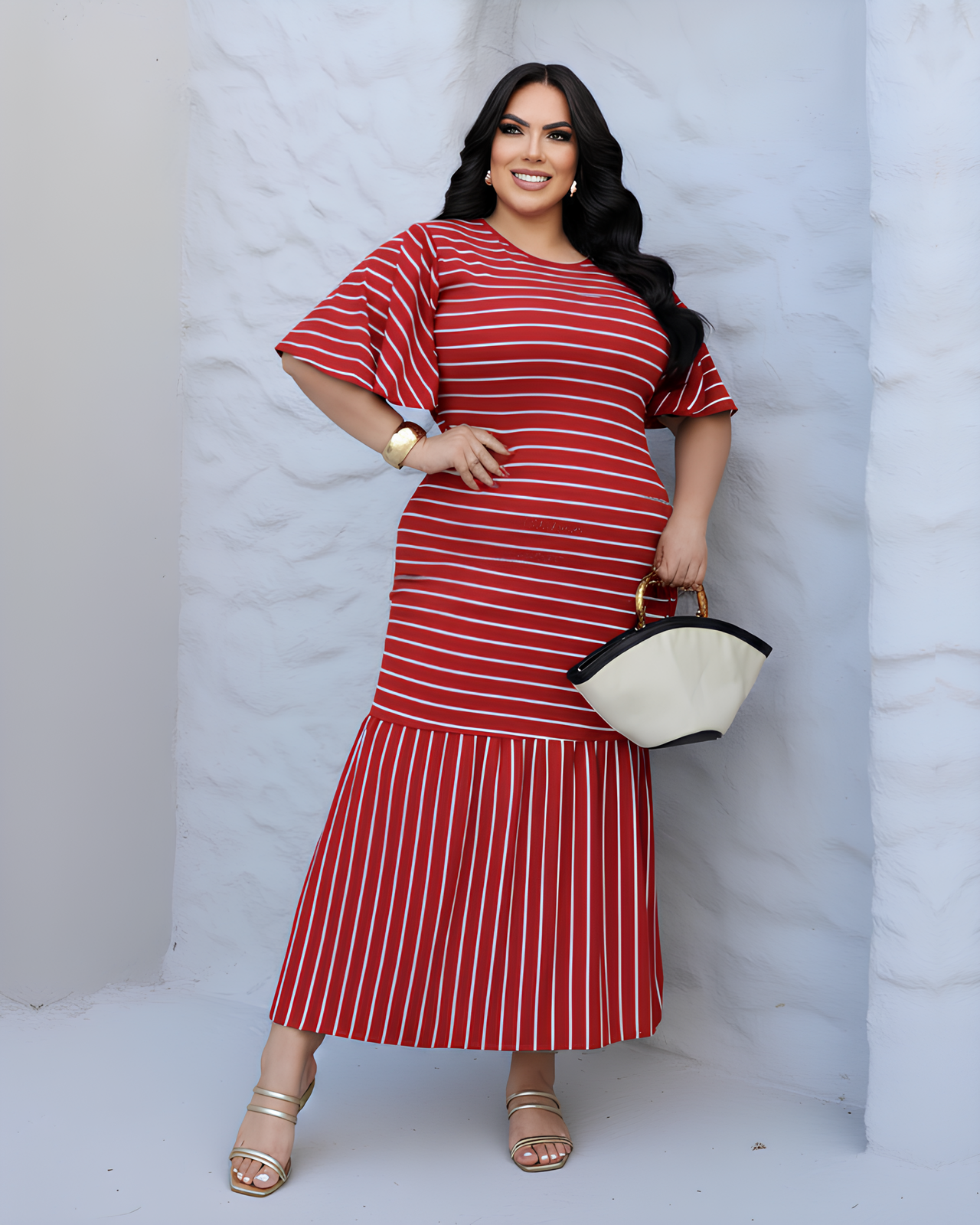 Vestido Listrado Plus Size com Mangas Flare - M (42) / Listra Branca - Vestido Plus Size