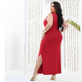 Vestido Plus Size Minimalista com Drapeado Elegante